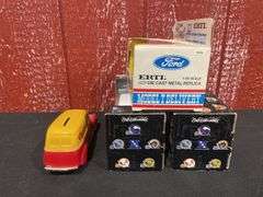 (4) Sport Teams Cars + Trucks