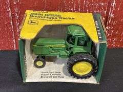 (3) 1/32 John Deere Tractors Ertl