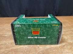 1/16 Oliver HG Crawler NIB Ertl