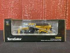 1/64 TerraGator TG8300B Sprayer NIB SC