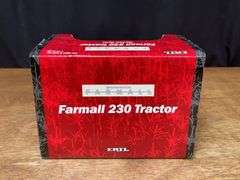 1/16 Farmall 230 NIB Ertl