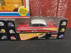 (4) Sport Teams Cars + Trucks