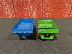 (2) 1/64 Kinze + Frontier Grain Carts