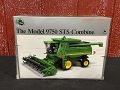 1/32 John Deere 9750 STS Combine Precision NIB Ertl