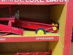 1/16 MF 275 Farm Set NIB Ertl