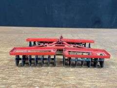 (2) 1/16 IH McCormick Disks Eska