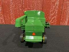 1/24 John Deere Titan Combine Ertl