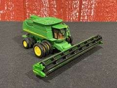 1/64 John Deere 9860 STS Combine Customized