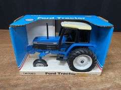 1/16 Ford 8240 NIB Ertl
