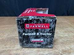 1/16 Farmall B NIB Ertl