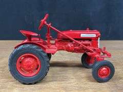 (2) 1/16 Farmall Cubs Ertl