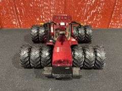 1/32 Case-IH Steiger 535 2010 Farm Show Red Chrome NIB Ertl