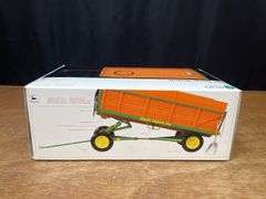 1/16 John Deere Barge Wagon Precision NIB Ertl