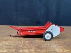 (3) 1/16 Tru-Scale Implements Carter