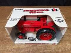 1/16 IH 600 NIB Ertl