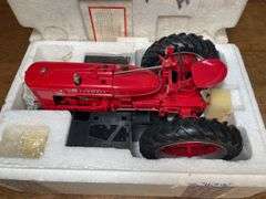 1/12 Farmall H Franklin Mint