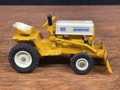 (2) 1/16 Cub Cadet L&G Ertl