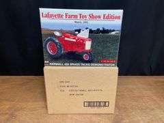 1/16 Farmall 450 Brass Tacks Demonstrator 2002 Lafayette NIB SC
