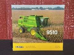 1/64 John Deere 9510 Combine NIB Ertl