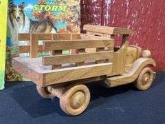 (6) Wood Truck, Books, Decorations