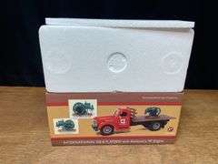 1/34 IH KB-8 Truck w/Engine NIB 1st Gear
