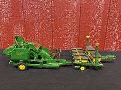 (2) 1/16 John Deere 12A Combine + Corn Planter Ertl