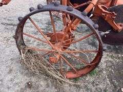 Allis Chalmers 2 Bottom Pull Type Plow
