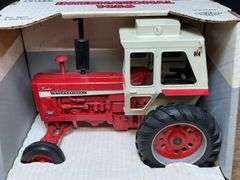 1/16 IH 1456 NIB Ertl