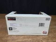 1/25 IH Refrigeration Pickup NIB SC