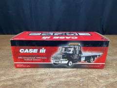 1/34 Case-IH 4400 Rollback Delivery Truck NIB 1st Gear