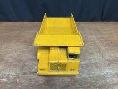 1/25 IH Payhauer Truck Ertl