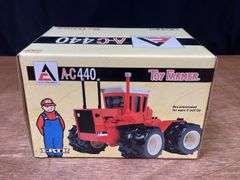 1/32 AC 440 NIB Ertl