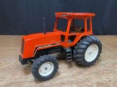1/16 AC 8010 Ertl