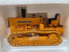1/16 John Deere 440 Crawler 2005 NTTC NIB Ertl