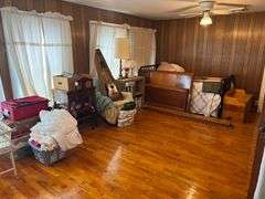 826 W England Taylorville, IL