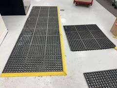 (5) NoTrax 3’x3’ Mats