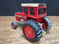 1/16 scale MF 1155 Ertl