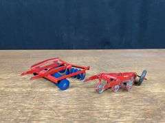 (2) 1/16 IH McCormick Fast Hitch Disk + Plow Eska