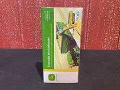 1/64 John Deere Harvesting Set NIB Ertl
