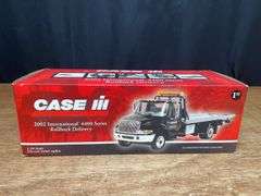 1/34 Case-IH 4400 Rollback Delivery Truck NIB 1st Gear