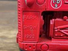 (2) 1/16 Farmall 350 + IH I-D9 Ertl