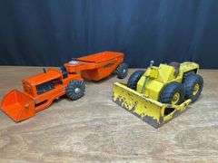 (2) Earth Mover + Bulldozer Wyandotte