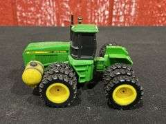 1/64 John Deere 8960 Customized