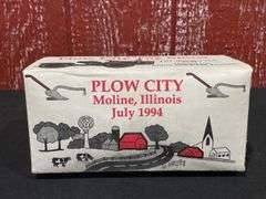 1/43 John Deere 8010 1994 Plow City NIB SC