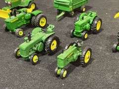 (10) 1/64 John Deere