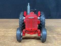 (2) 1/16 Farmall 350 + IH I-D9 Ertl