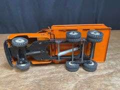 Tru-Scale IH Dump Truck Carter