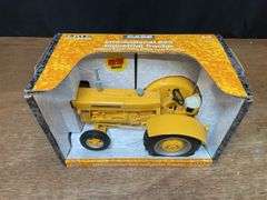 1/16 IH 660 Industrial NIB Ertl