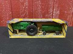 1/25 Tractor + Wagon Set NIB Slik