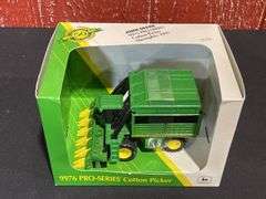 (2) 1/64 John Deere Cotton Pickers NIB Ertl